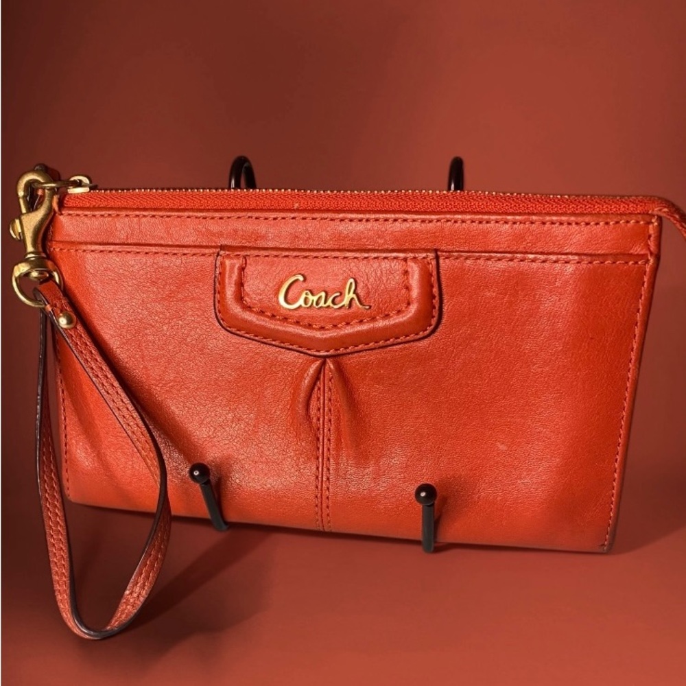 Coach Vintage Ashley Wristlet